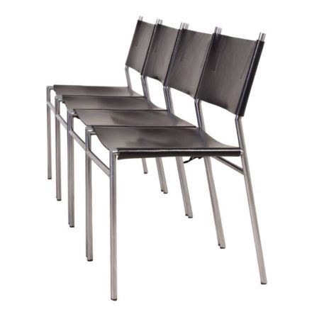 Set SE 06 eetkamerstoelen met tuigleer van Martin Visser voor 't Spectrum, 1967
