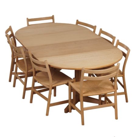 Blank Eiken Eetset met CH47 Eetkamerstoelen van Hans Wegner en Eettafel van Niels Otto Møller, 1965