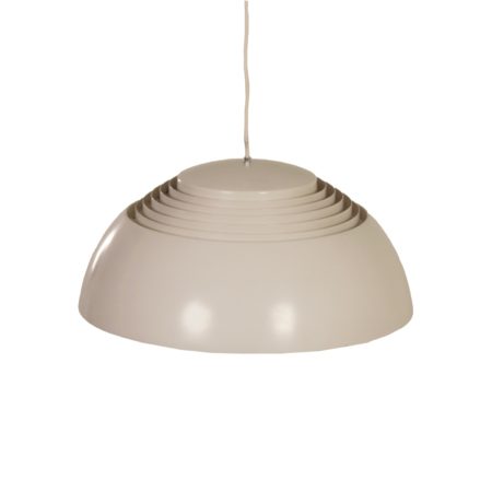 Grijswitte AJ Hanglamp van Arne Jacobsen voor Louis Poulsen, 1950s