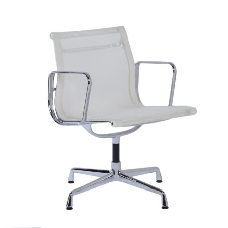 EA 107 Bureaustoel in Witte Netweave van Charles & Ray Eames voor Vitra, 2000s