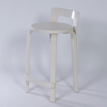 Witte Alvar Aalto Kruk &#8211; Hoge Model k65 voor Artek, 1970s