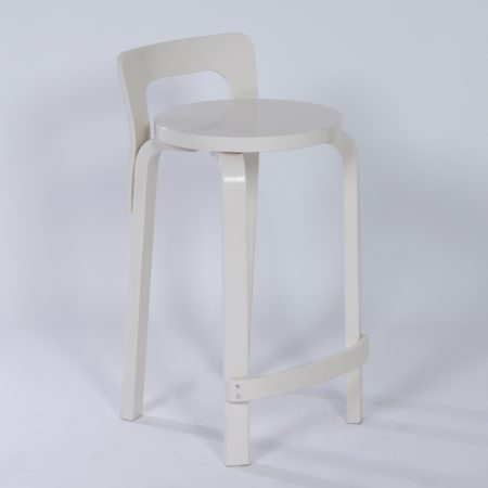 Witte Alvar Aalto Kruk &#8211; Hoge Model k65 voor Artek, 1970s