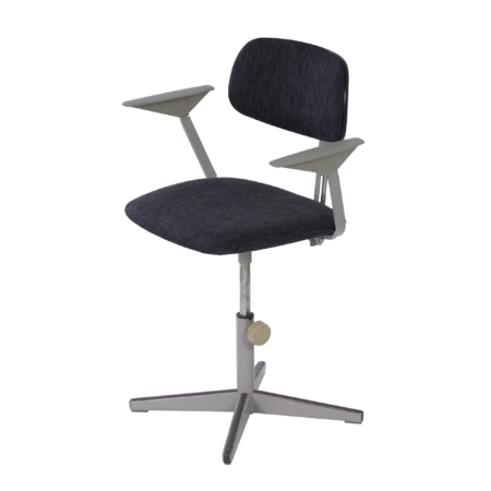 Bureaustoel van Friso Kramer voor Ahrend de Cirkel, 1960s - Nieuwe Bekleding