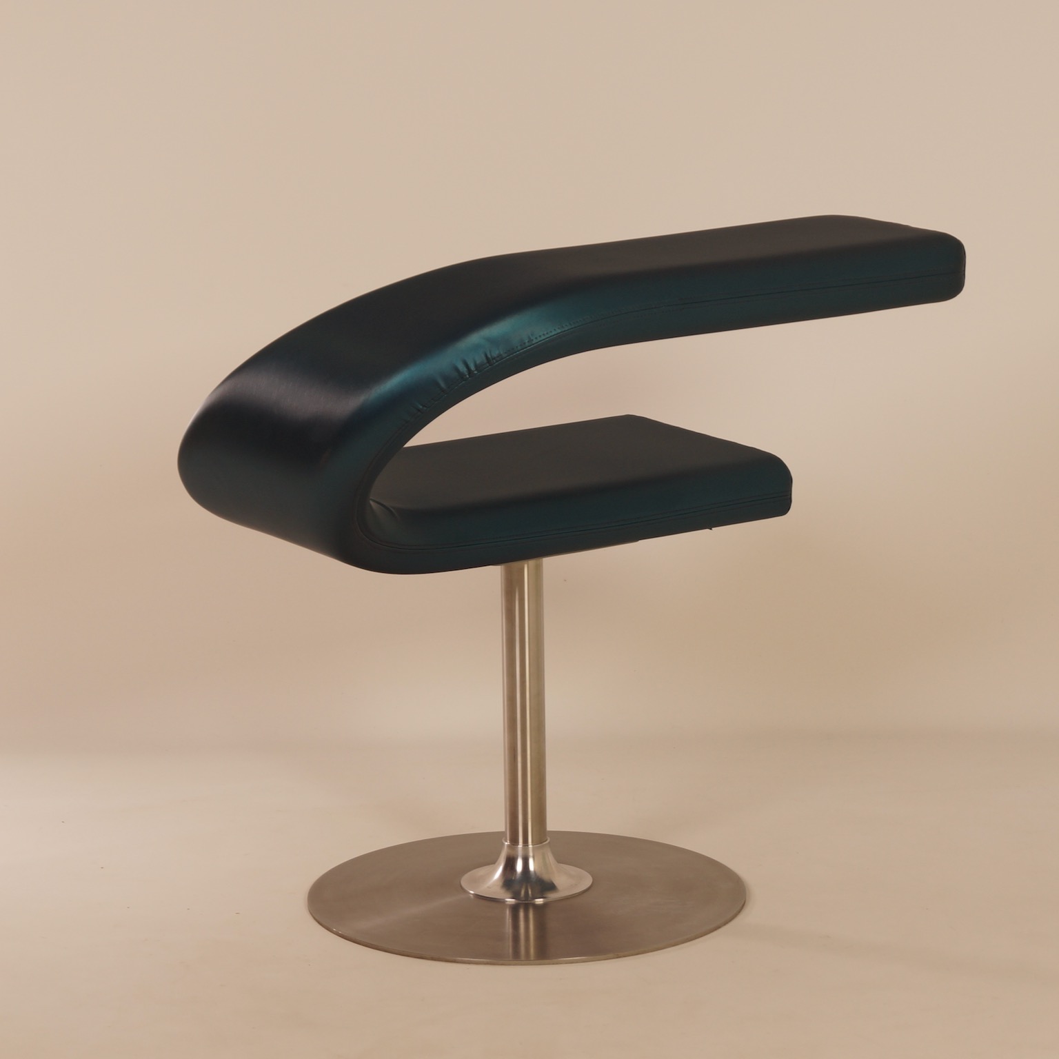 Innovation C Stoel van Fredrik Mattson voor Blå Station, 2000s – Blauwe Satijn Stof
