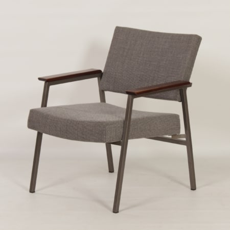 Damesfauteuil met Teakhouten Armleuningen van Avanti, 1960s &#8211; Opnieuw Gestoffeerd Gemêleerd Bruin