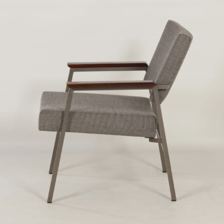 Damesfauteuil met Teakhouten Armleuningen van Avanti, 1960s &#8211; Opnieuw Gestoffeerd Gemêleerd Bruin