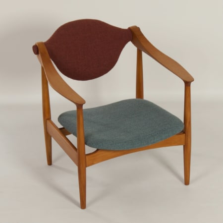 Deense Fauteuil van Perenhout, 1960s &#8211; Opnieuw Bekleed