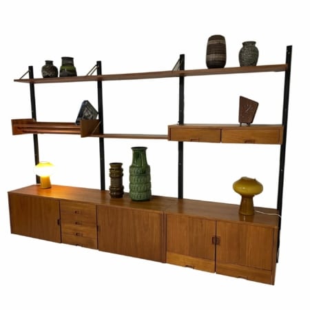 3-delig Mid-Century Teak Wandsysteem met Messing Details, 1960s