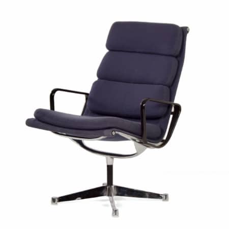 Blauwe EA116 Soft Pad Fauteuil van Charles & Ray Eames voor Herman Miller, 1970s