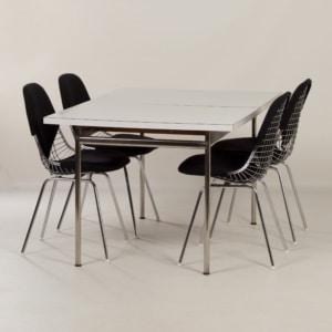Eettafel TR 13 van Cees Braakman voor Pastoe, 1960s