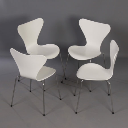 Witte Vlinderstoelen van Arne Jacobsen voor Fritz Hansen, 2008 | Set van 4