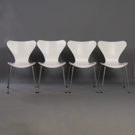 Witte Vlinderstoelen van Arne Jacobsen voor Fritz Hansen, 2008 | Set van 4