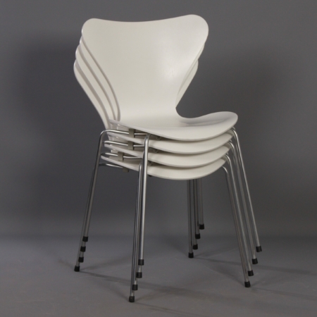 Witte Vlinderstoelen van Arne Jacobsen voor Fritz Hansen, 2008 | Set van 4