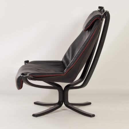 Falcon Chair van Sigurd Ressel voor Vatne Mobler, 1980s &#8211; Zwart Leer