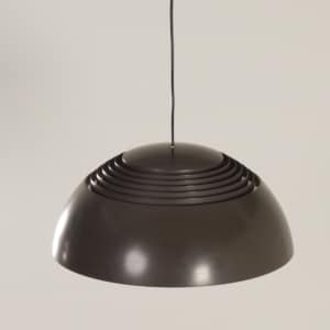 AJ Hanglamp van Arne Jacobsen voor Louis Poulsen, 1970s | Bruin