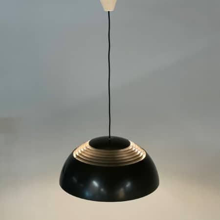 AJ Hanglamp van Arne Jacobsen voor Louis Poulsen, 1970s | Bruin