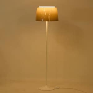 Mid-Century Vloerlamp met Bruine Kunststof Kap en Tulip Voet, 1970s