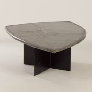 Brutalistische Salontafel van Paul Kingma, 1995 | Grijs, Helder Blauw, Surfboard