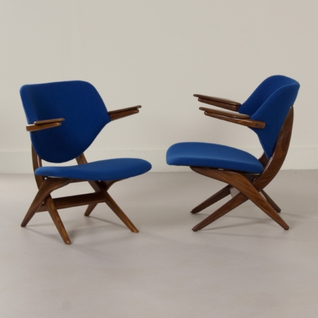 Pelikaan Fauteuils van Louis van Teeffelen voor Webe, 1960s | Set van Twee Blauwe Leunstoelen