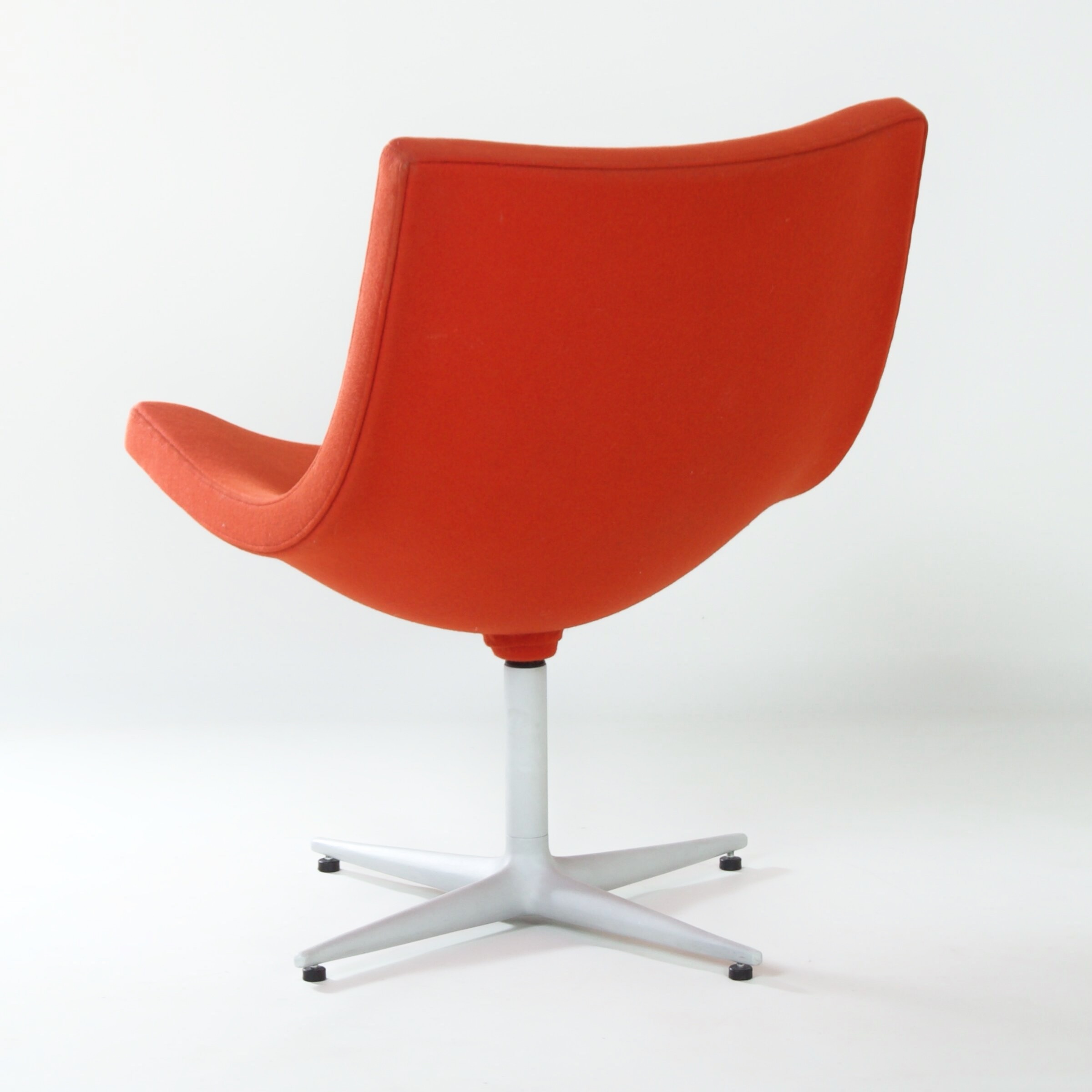 Y’s Draaifauteuil van Christophe Pillet voor Cappellini uit de jaren 90, oranjerood