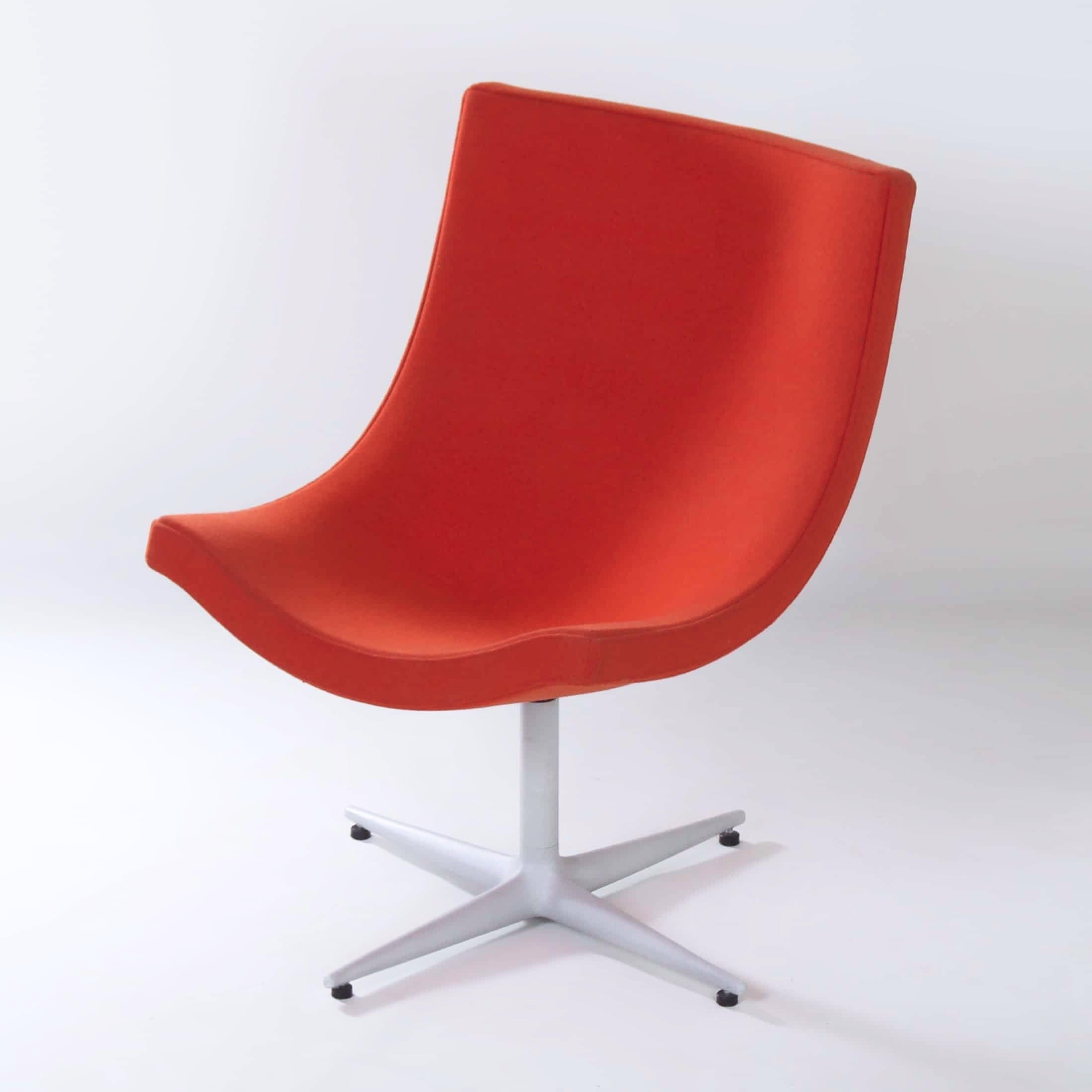 Y’s Draaifauteuil van Christophe Pillet voor Cappellini uit de jaren 90, oranjerood