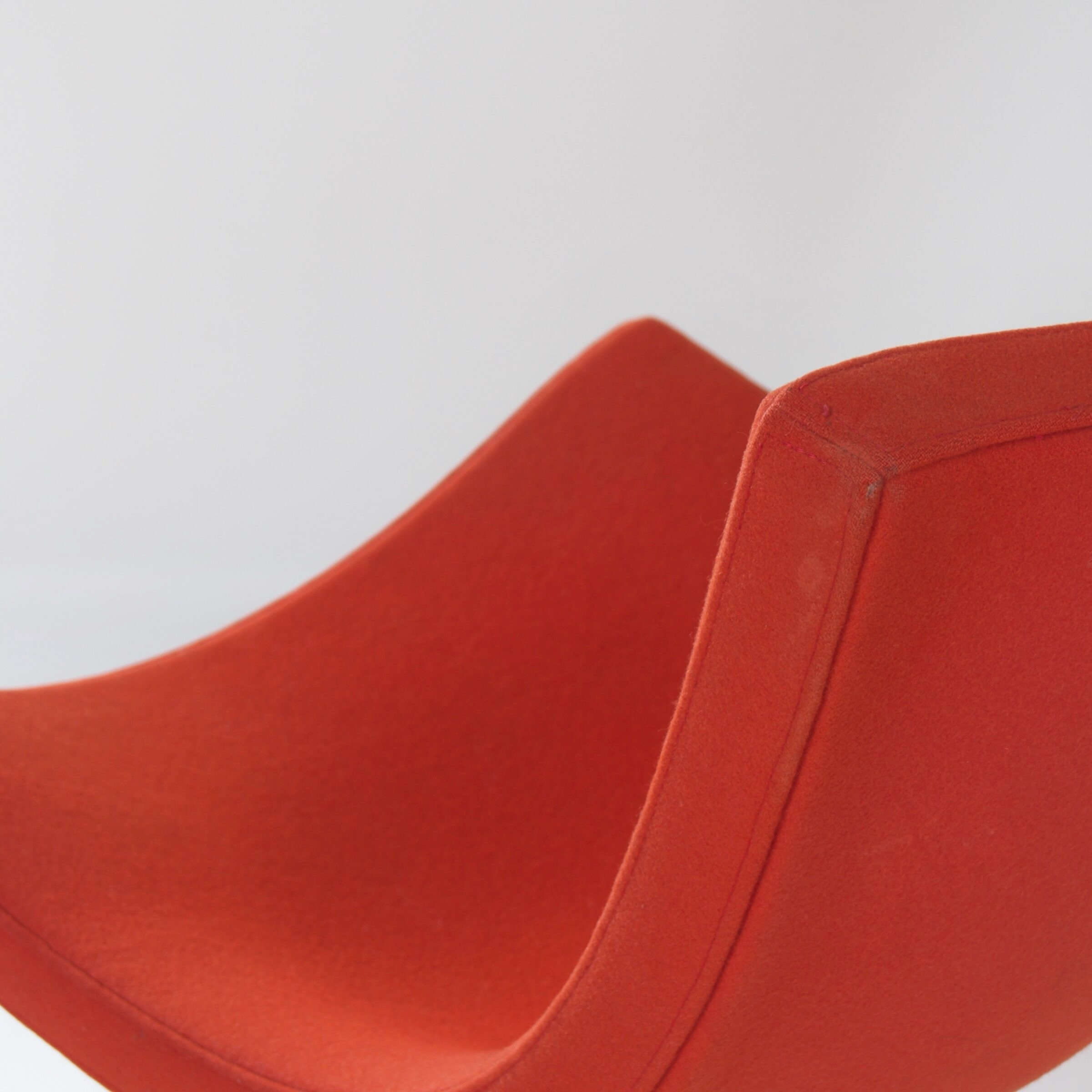 Y’s Draaifauteuil van Christophe Pillet voor Cappellini uit de jaren 90, oranjerood
