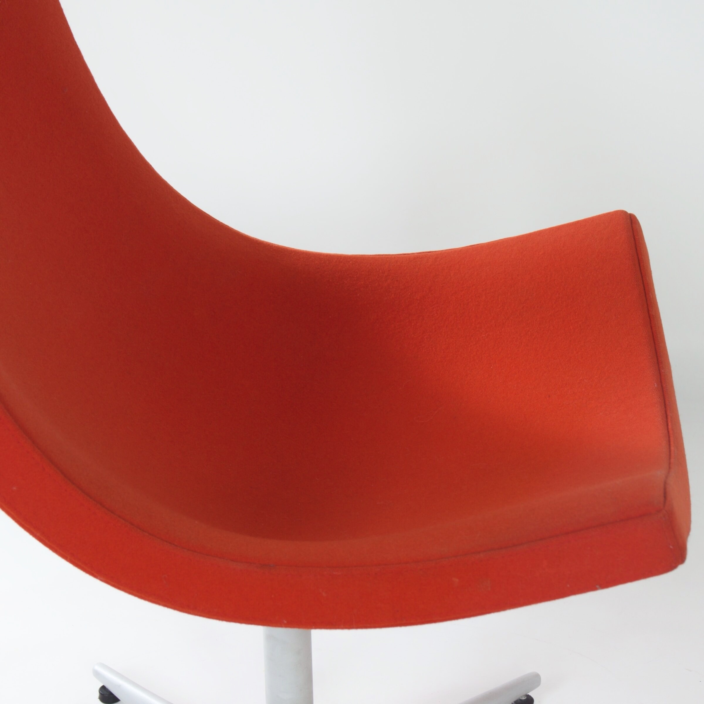 Y’s Draaifauteuil van Christophe Pillet voor Cappellini uit de jaren 90, oranjerood
