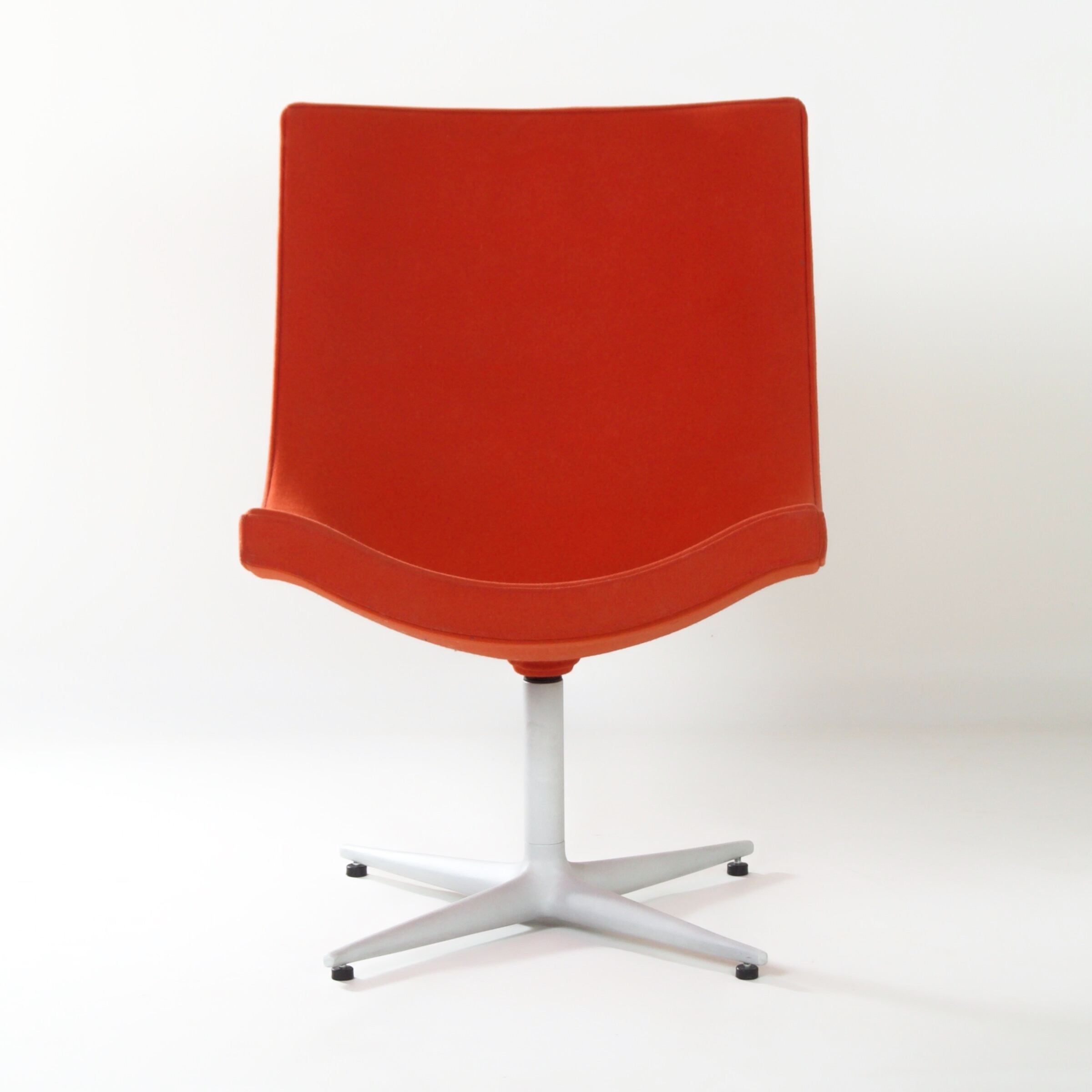 Y’s Draaifauteuil van Christophe Pillet voor Cappellini uit de jaren 90, oranjerood