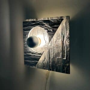 Kunstzinnige Wandlamp van Gevormd Aluminum, 1970s