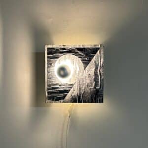 Kunstzinnige Wandlamp van Gevormd Aluminum, 1970s