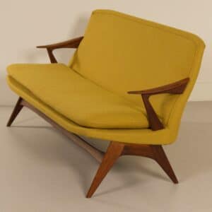 3-Zitsbank van Karl Edvard Korseth voor LK Hjelle, 1950s &#8211; Opnieuw Gestoffeerd