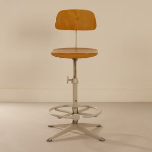 Architectenstoelen van Friso Kramer voor Ahrend de Cirkel, 1960s &#8211; Set van Drie met Grijze Ring