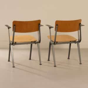 Paar Opklapstoelen met Armleuningen van Ahrend De Cirkel, 1960s