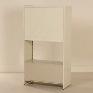 Gispen 5600 Secretaire van A. R. Cordemeyer, 1950s | Enkel-delig in Grijs, Wit en Crème