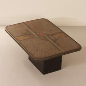 Brutalistische Salontafel van Paul Kingma met een Chamsa (beschermend handje), 1980s
