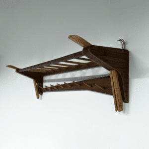 Vintage Wandkapstok in Tweekleurig Hout van Electrimeufa, 1960s &#8211; Met Kleerhangers