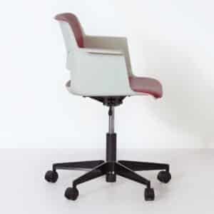 Bureaustoel Gispen 2712 van André Cordemeyer voor Gispen, 1970s – Met Armleuningen, Rood