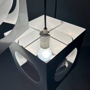 Scandinavische Hanglamp van Shogo Suzuki voor Orno Stockmann (1960s) – 6 Minimalistische Kubuslampen met Geometrisch Lichtspel
