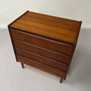 Vintage Deense ladekast – Teakhout, 1960s design, 75x67x41 cm
