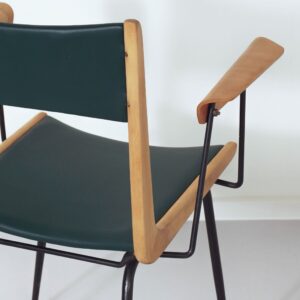 Boemerang Stoel, Toegeschreven aan Carlo De Carli, 1950s – Italiaans Design, Houten Armleuningen, Nieuwe Bekleding