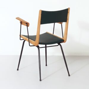 Boemerang Stoel, Toegeschreven aan Carlo De Carli, 1950s – Italiaans Design, Houten Armleuningen, Nieuwe Bekleding