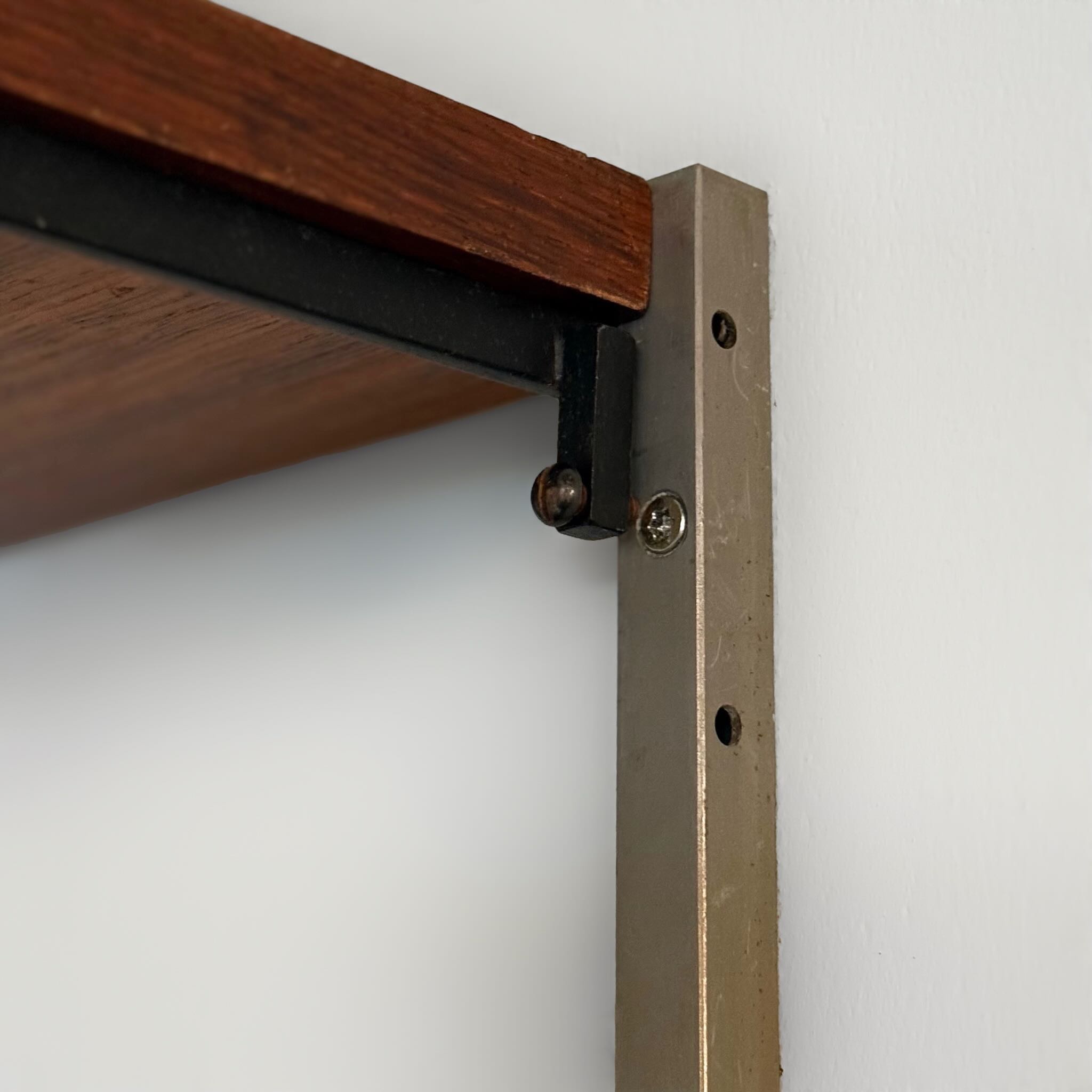 Vintage Design Wandsysteem van Tetex, 1960s – Palissanderhout, Modulair met Vitrinekast en Lade