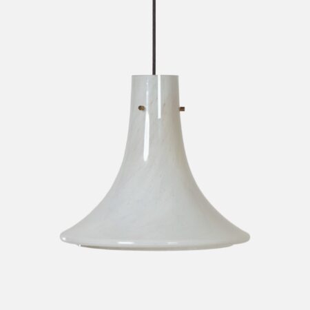 Mondgeblazen Hanglamp L4233 van Glashütte Limburg, 1970s - Gewolkt Opaalglas en Messing Armatuur