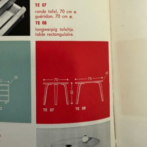 Salontafel TE07 van Cees Braakman voor Pastoe, 1950s &#8211; eikenhout, drie gebogen poten