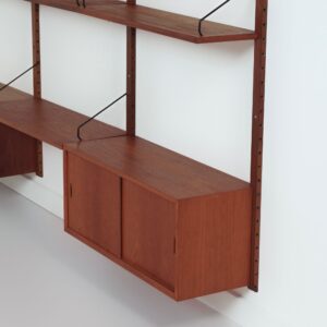 Royal Wandsysteem van Poul Cadovius voor Cado, 1960s – Teakhout, 2 Kastjes, 7 Planken