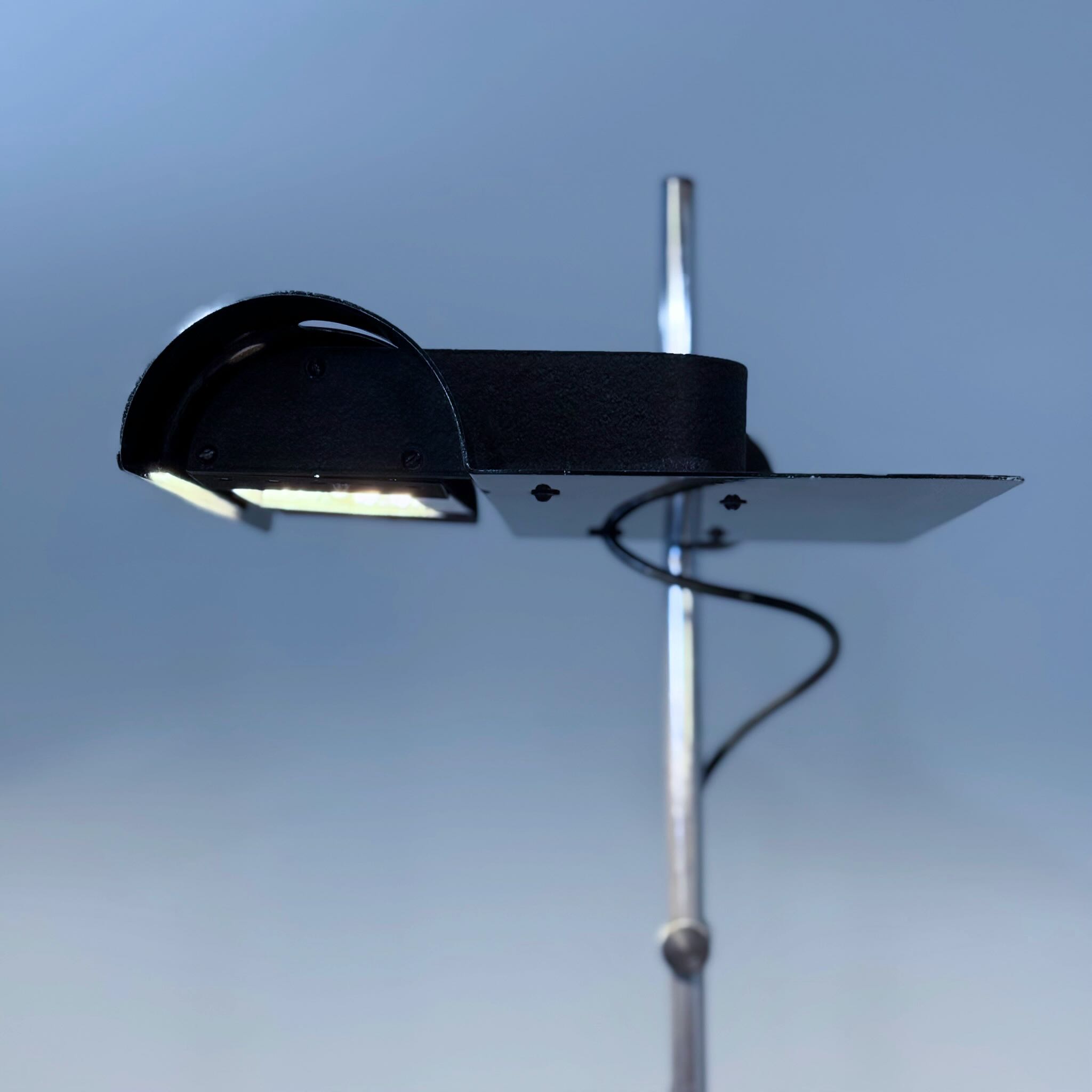 Italiaanse vloerlamp van Montecroci en De Carli voor Arrelam, 1970s – draaibaar en dimbaar