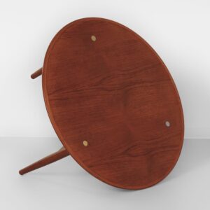 Ronde Deense salontafel, 1960s, teakhout met messing inleg en onderblad