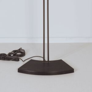 Accademia Terra vloerlamp van Shigeaki Asahara voor Lucitalia uit de jaren 80