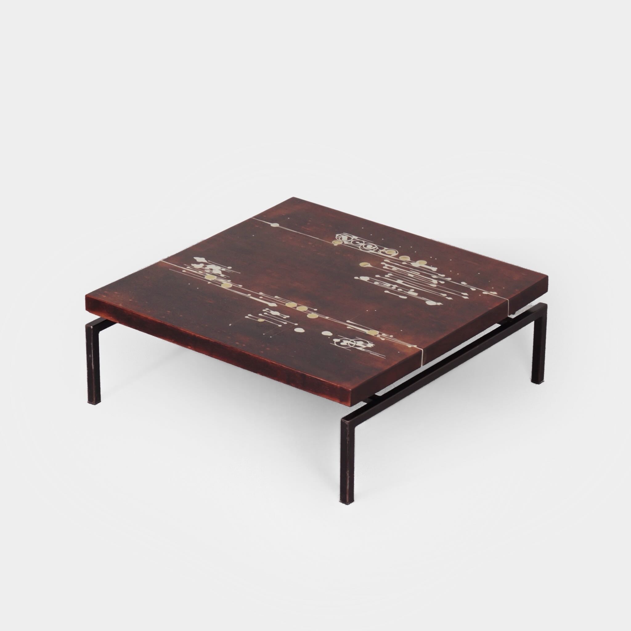 Salontafel van Paul Kingma, 1970s – Ebbenhout met Messing en Kunsthars Inleg