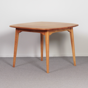 Grenen Eetkamerset van Göran Malmvall voor Karl Andersson, 1950s &#8211; Svensk Fur Serie